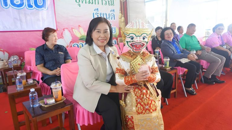 ศธจ.สิงห์บุรี เป็นประธานพิธีเปิดงานกีฬาสีภายใน โรงเรียนอินทโมลีประทาน ประจำปีการศึกษา 2569